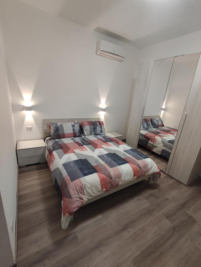 Lotto 30 Metro Garbatella Apartment โรม ภายนอก รูปภาพ
